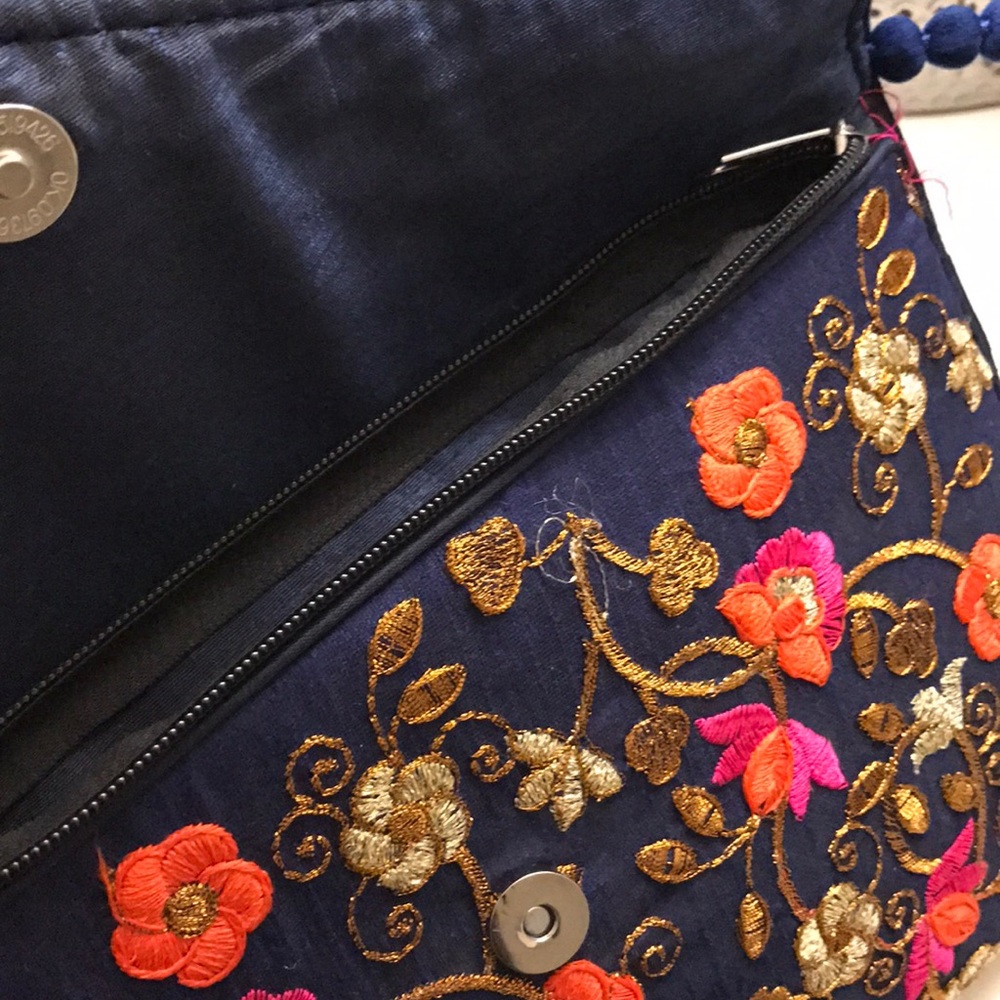 Handmade envelope clutch embroidered banjara bag - Picture 6 of 6